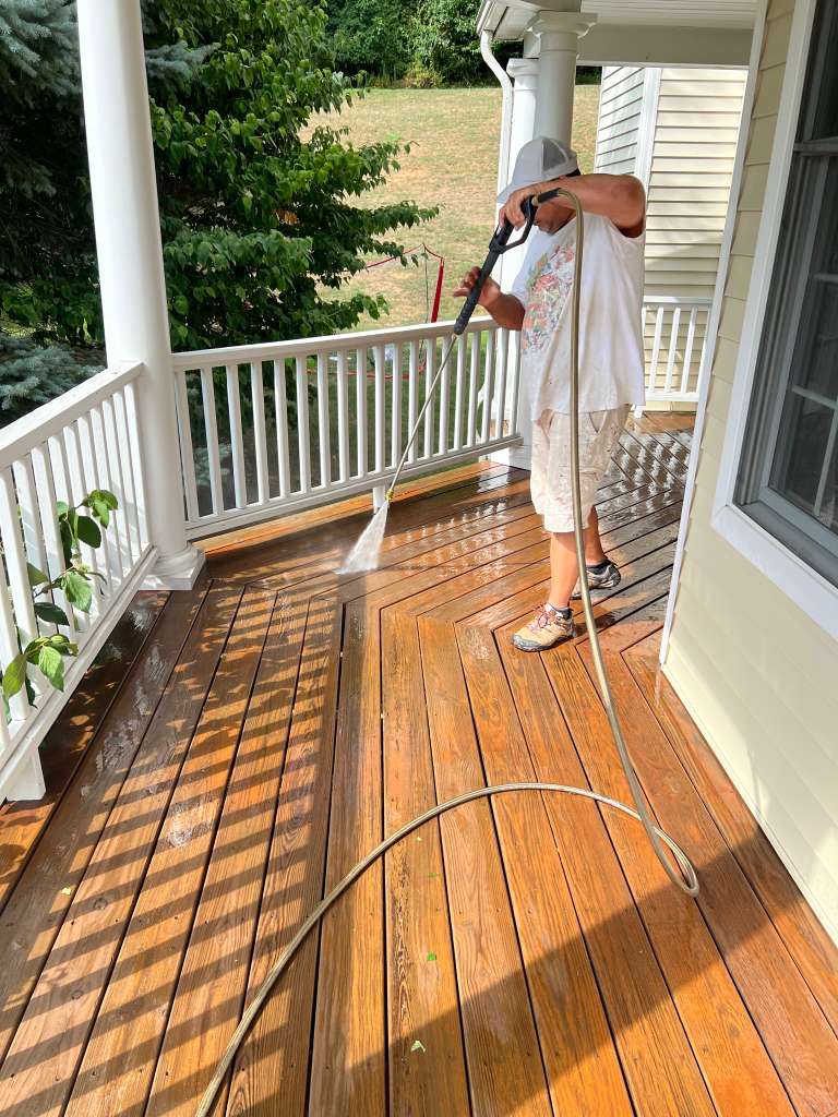 Professional power washing service in Danbury CT